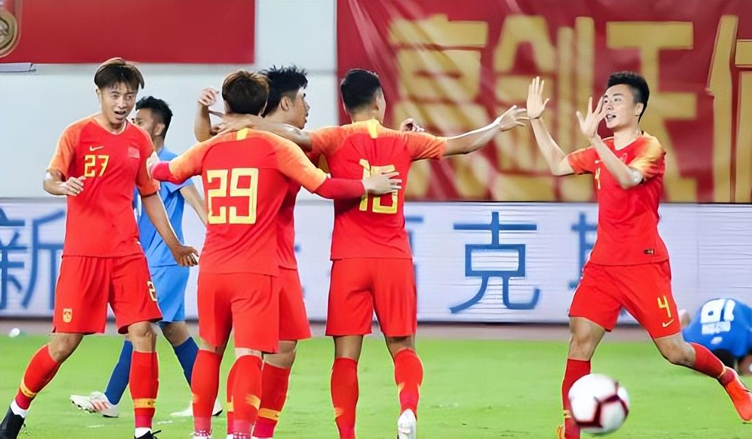 世界杯最强爆冷出现了? 小国球队将对阵梅西?